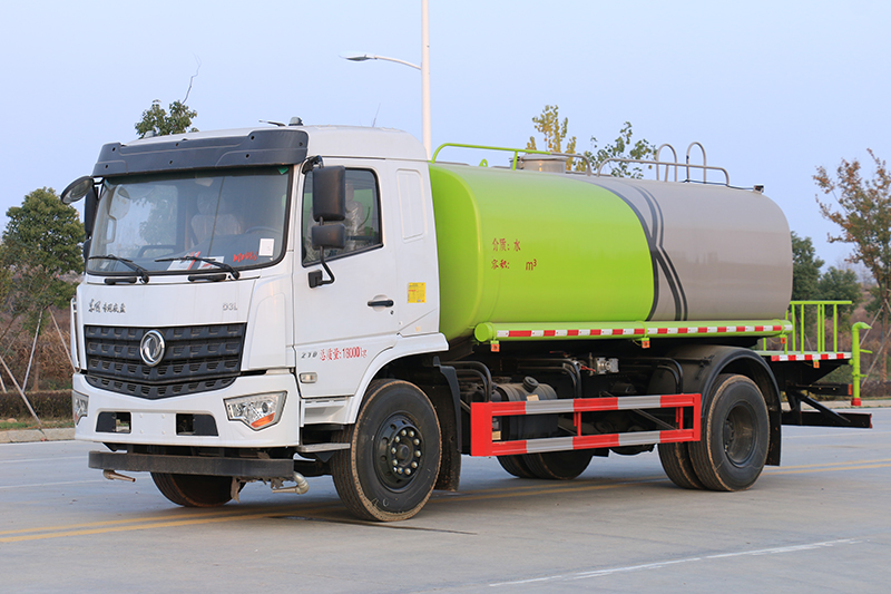 國(guó)六東風(fēng)專底14方灑水車